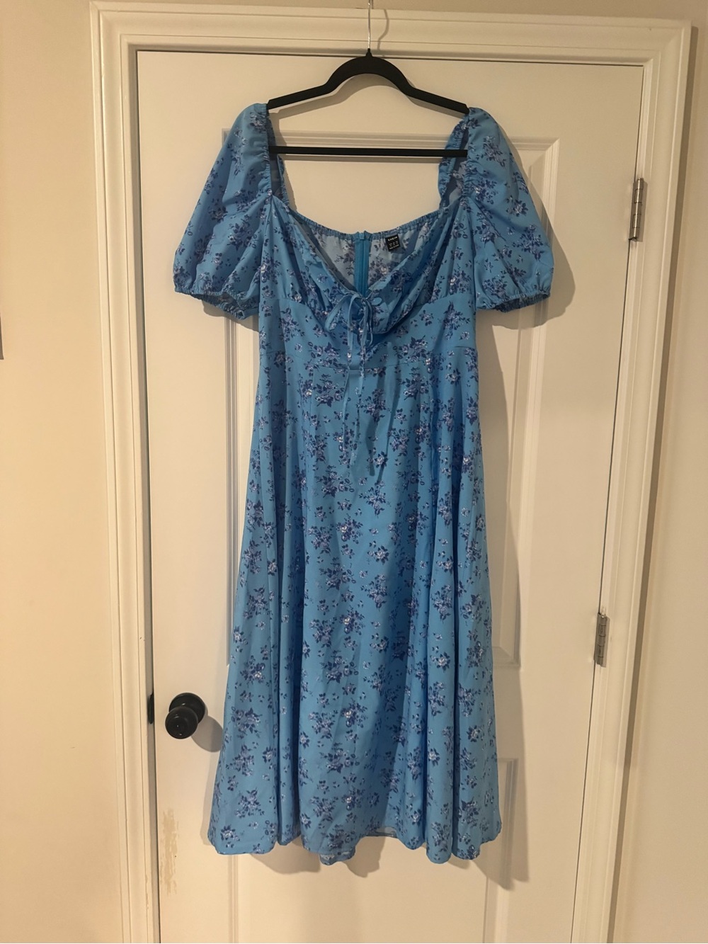 SHEIN Sky Blue Floral Puff-Sleeve Midi Dress